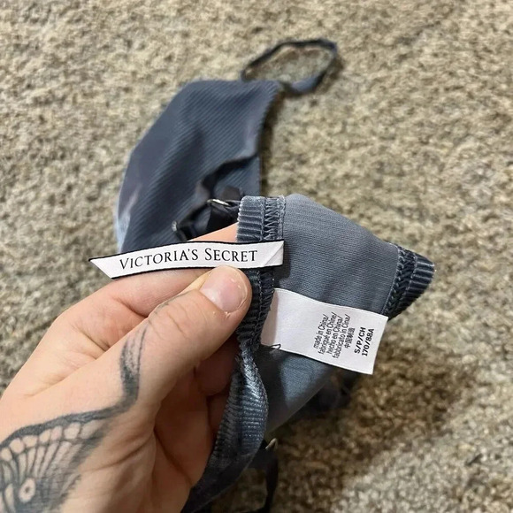 Victoria’s Secret Shimmery Corduroy Velvet Bralette Blue Crop Top Rave Size S - Picture 5 of 7